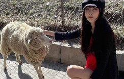 怒控鮮肉舊愛「國道脫褲壞壞」！57歲美魔女曬性感照爆：捆綁令人窒息