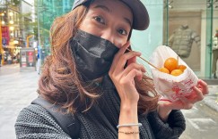 陳庭妮顧攤被拍！「西門町賣地瓜球」畫面引網笑翻：女神打工心酸畫面流出