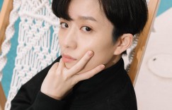 HOOK認1年前看身心科！自曝「每天吃安眠藥入睡」喊話粉絲：不覺得這是害羞的事