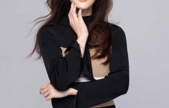 李佳歡2023年全新單曲〈情歌沒說的事〉結合概念跨界合作「愛情展」！MV同步上架