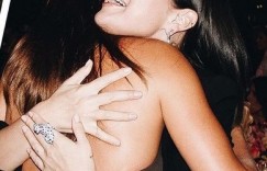 破天荒世紀合照！Selena Gomez同框小賈斯汀愛妻「貼臉相擁打破謠言」轟動全網