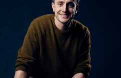 入圍奧斯卡最佳男主角！保羅麥斯卡昔日「大口吃香腸」廣告被惡搞　黑歷史紀錄曝光