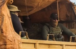 俄大型傭兵集團在P站招兵！金髮女呼籲「別再尻了」影片瘋傳　網笑：請問哪招？