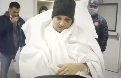 遭7噸鏟雪車輾壓後復出！「鷹眼」首談驚悚事故坦言「不後悔救侄子」逼哭全網