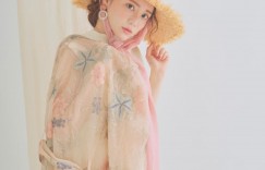 再掀轰动！大胃王女神「谷亚莎子」性感写真