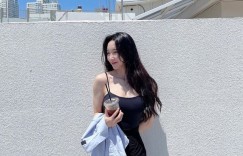 人气彼拉提斯教练「 예 또 」，小背心展现「性感美」！
