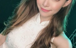 甜美迷人「实况主正妹」Vivi 林芝衣，男友衬衫装秀！