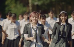 AKB48新单曲「根も叶もRumor」MV解禁80名学生团舞大阵仗拍摄
