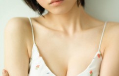 船井美玖 写真 The night is long that never finds the day