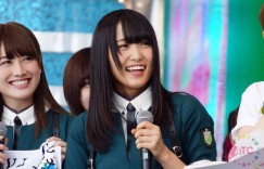 樱坂46队长菅井友香博客宣布将在今年巡演最终场后毕业