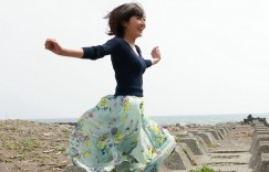 新藤まなみ 写真《蠱惑》