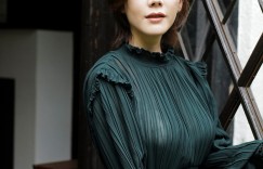 Sayaka Okada 岡田紗佳, Mari Takamiya 高宮まり, 週刊ポストデジタル写真集 「牌×牌more」 Set.02