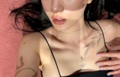 韩国女艺人NANA社交网站发近照展性感诱惑魅力