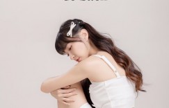 世界选美冠军啦啦队「曼容」变身动感歌手!全新单曲〈Go Back〉性感唱跳,粉丝惊艳:「还有什么是你不会的?」