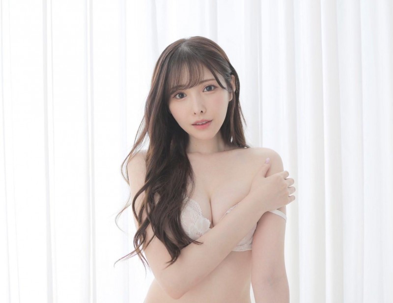 自称抖M是个超级被虐狂!「最强美腿」新有菜放话:准备来台湾找老公