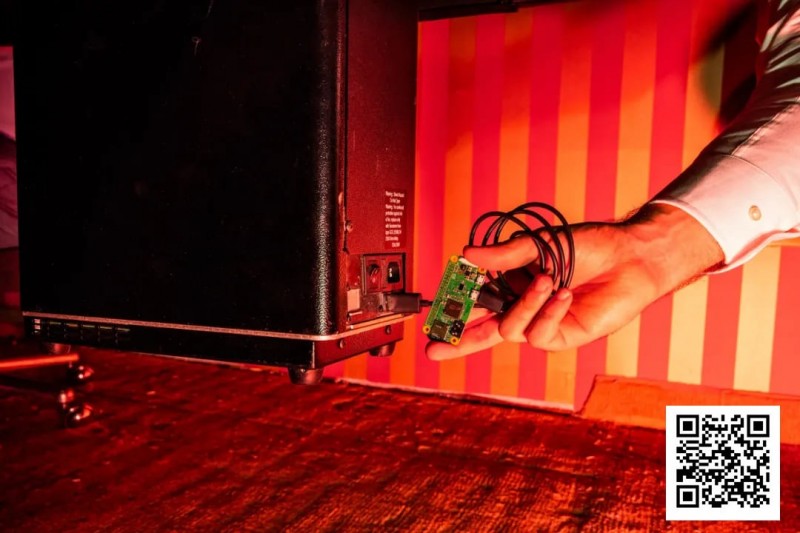 【EV扑克】记者“黑”进洗牌机，完整曝光扑克作弊新方式