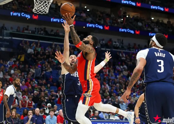 迈博体育 锡安24+9戴维斯空砍35分 鹈鹕击败独行侠5连胜