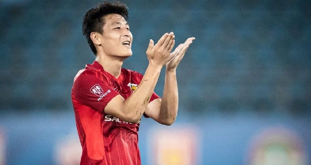 国家队友谊赛回顾：青春风暴来袭，年轻球员用表现点亮未来